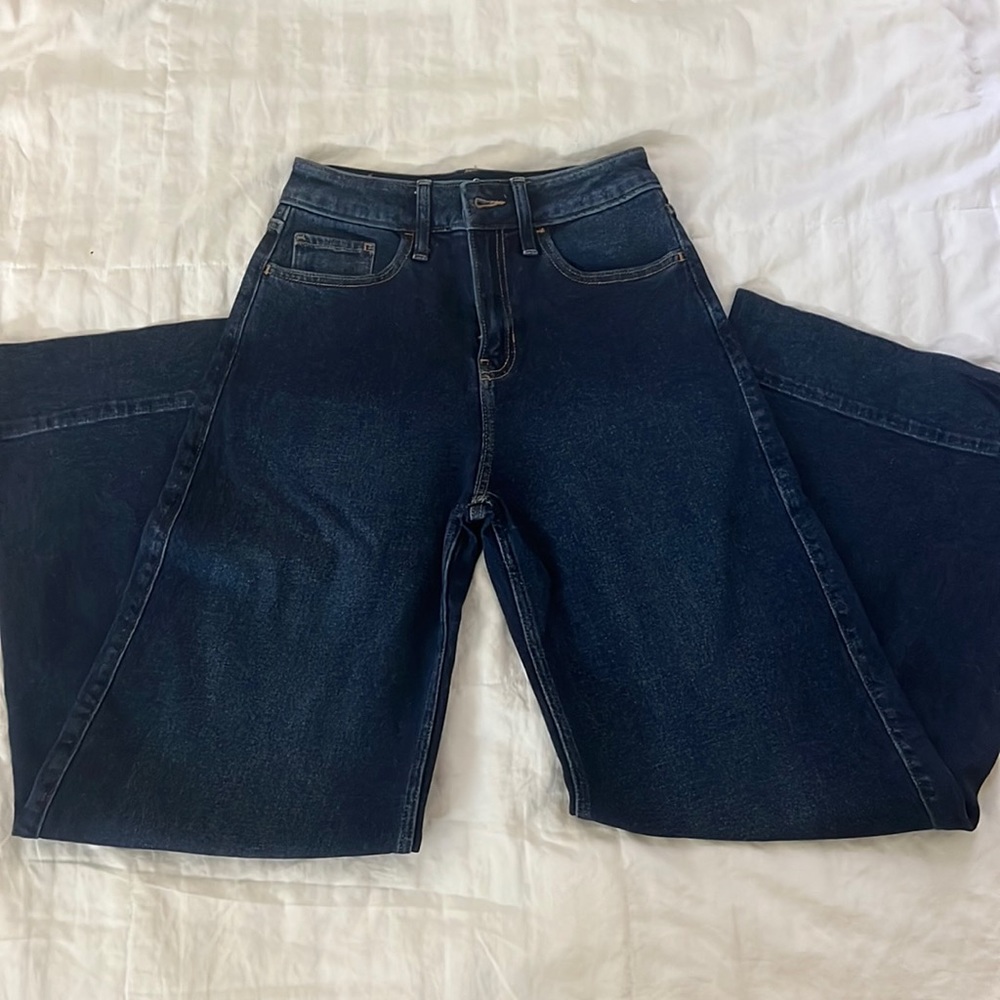 hollister high waisted wide legged jeans